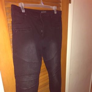 Stretchy black jeans
